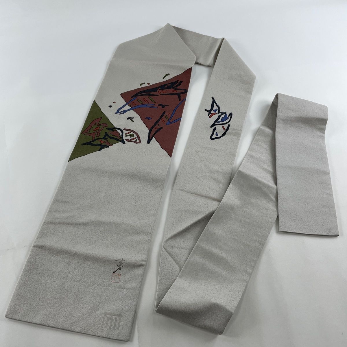 名古屋帯 美品 名品 大久保玄才 落款 幾何学模様 銀通し 灰色 正絹 