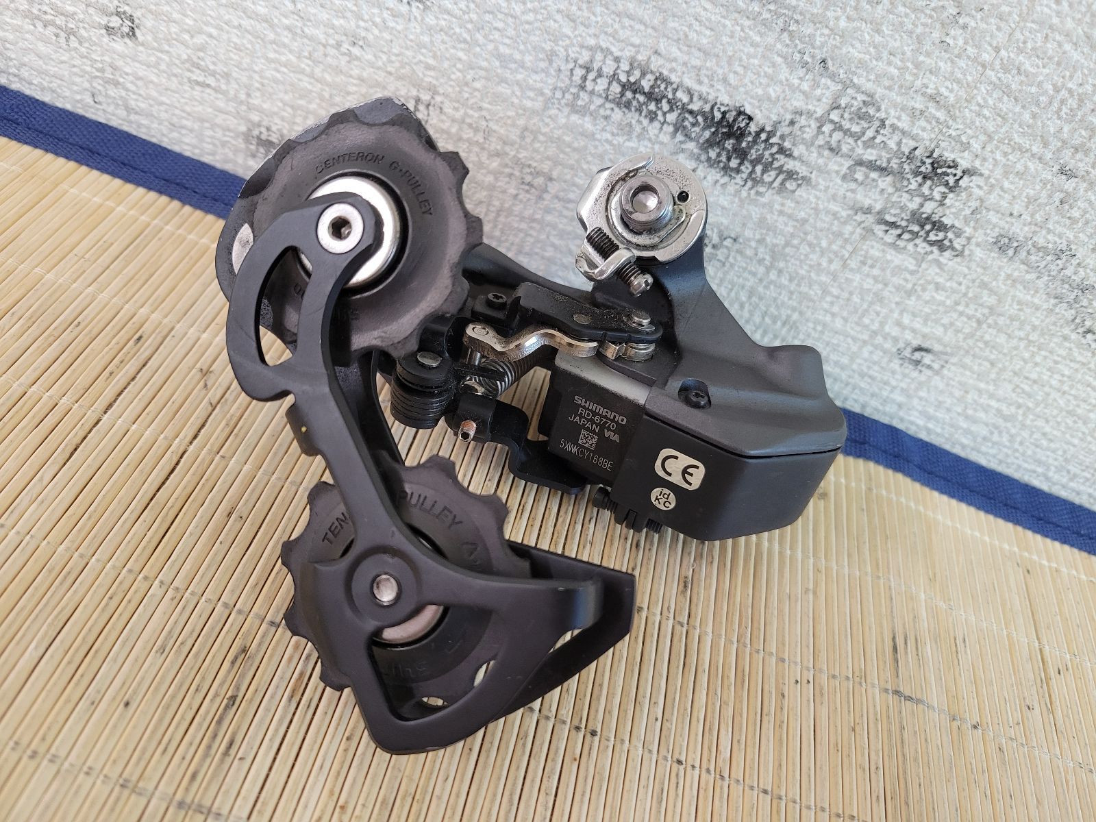 □ SHIMANO 6700系 ULTEGRA 2×10 Di2 SET ST,RD,FD-6770 + エレクトリックワイヤー ジャンクション  バッテリーマウント 充電器 シマノ アルテグラ 電動コンポセット ロード T-258 - メルカリ