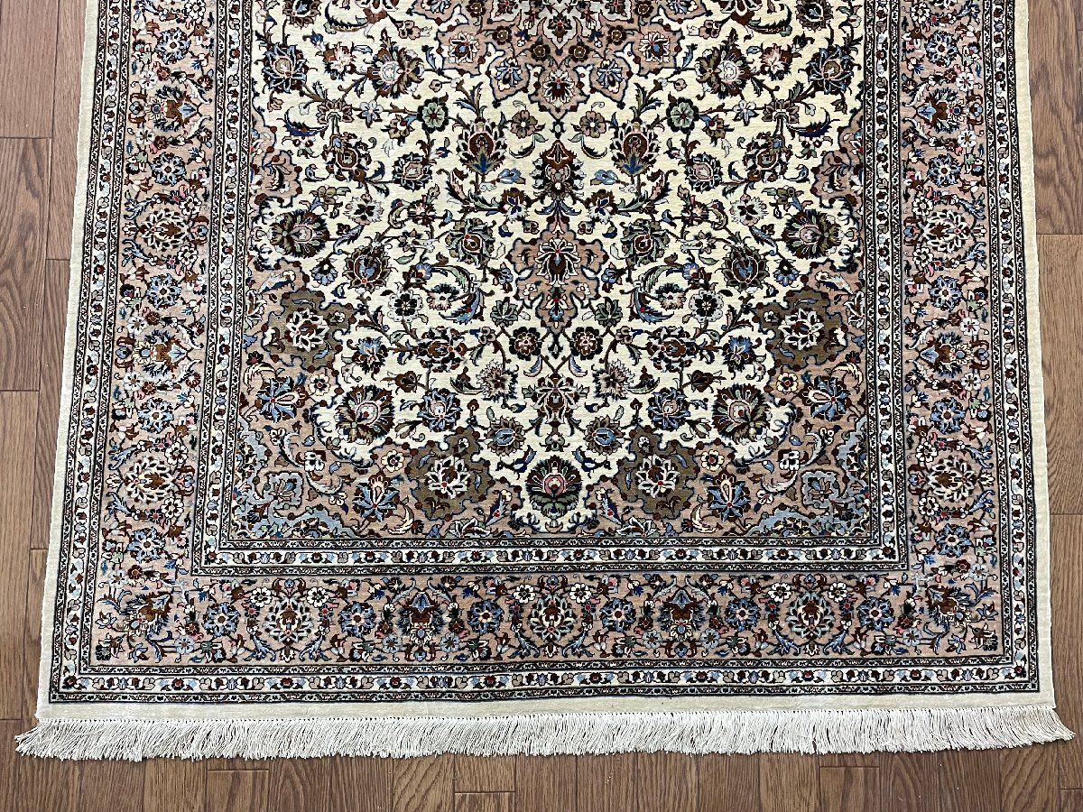 Y2706 イラン カシャーン産 サイン入り シルク100% 細密手織り　ma Y2706 イラン カシャーン産 サイン入り シルク100% 細密手織り