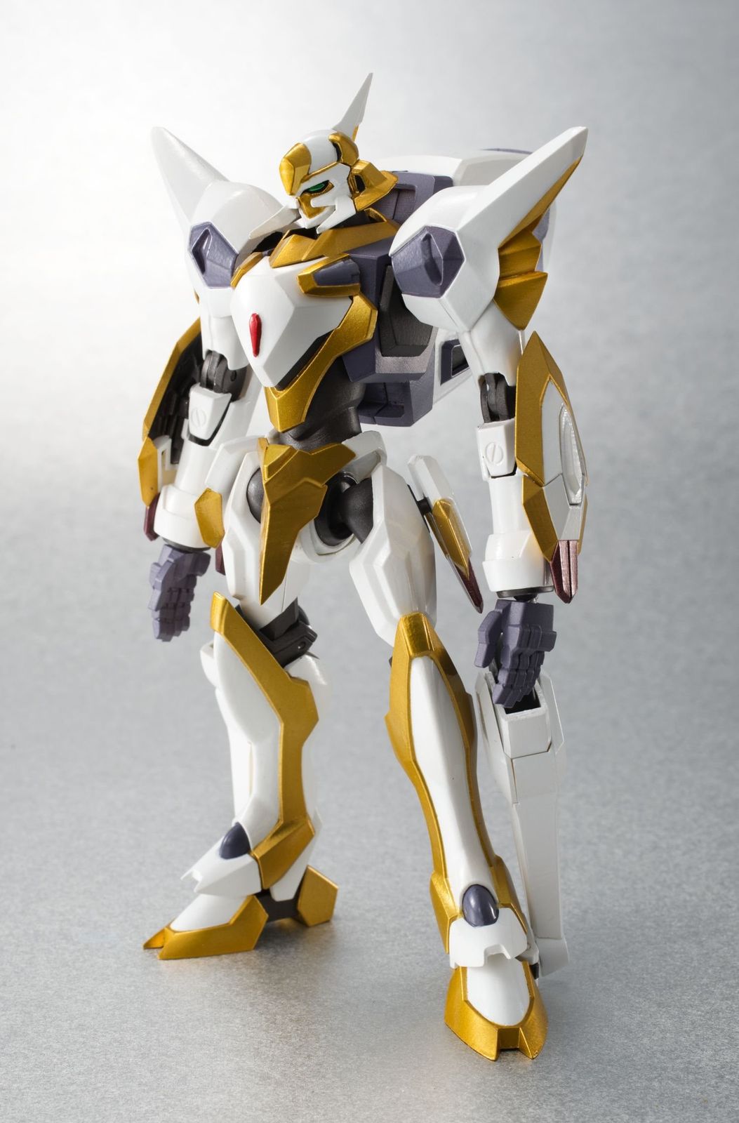 ROBOT魂 [SIDE KMF] ランスロット i8my1cf ROBOT魂 〈SIDE KMF〉ランスロット | 魂ウェブ