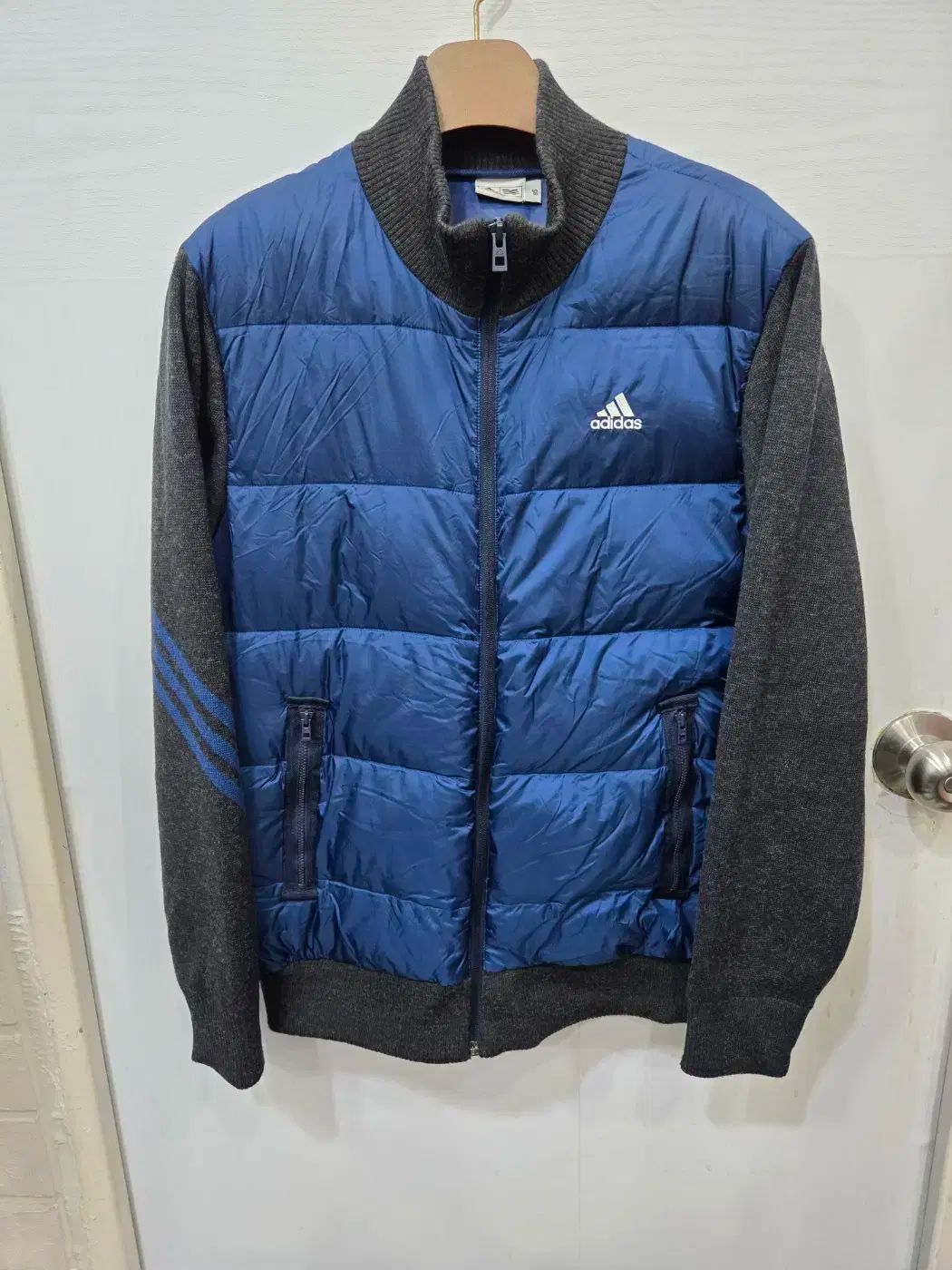 95 M ） adidas adidas(アディダス) グースダウン ダウンジャケット ブルゾン 腕 ニット素材