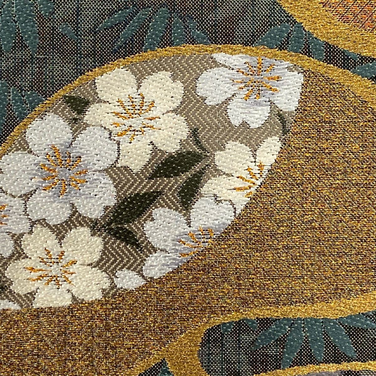 未使用品 袋帯 グレー 金通し 雪輪 松竹梅 金糸 長さ4m39cm 六通柄 袋帯 美品 名品 兆寿尽くし 松竹梅 雪輪 金銀糸 刺繍 茶緑色 六