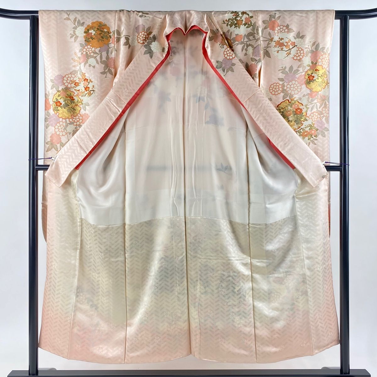 振袖 身丈150.5cm 裄丈63cm S 袷 吾妻徳穂 落款 雪輪 草花 金糸 金彩  