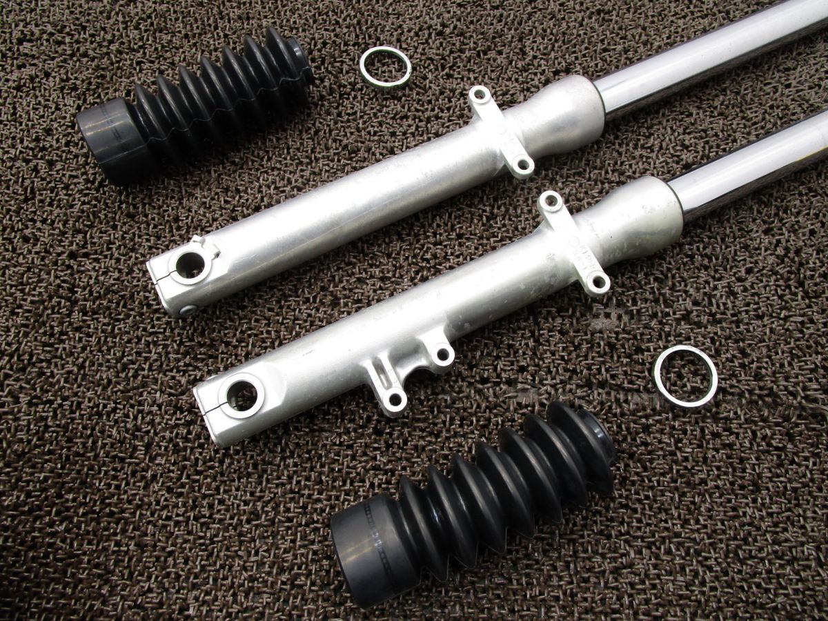 エストレヤ フロントフォーク