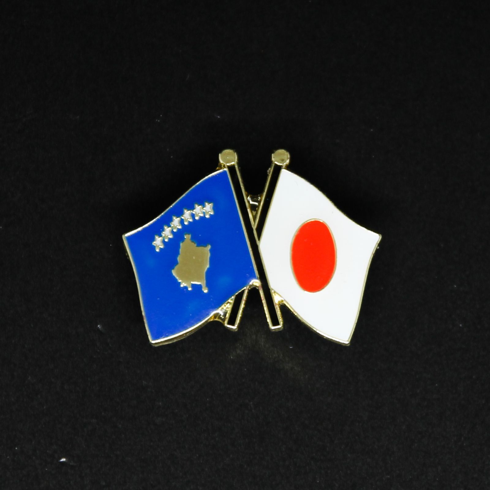 EXPO 2025 マルタ　コソボ 日本 国旗 ピンバッジ EXPO 2025 マルタ コソボ 日本 国旗 ピンバッジ コソボ国旗友好