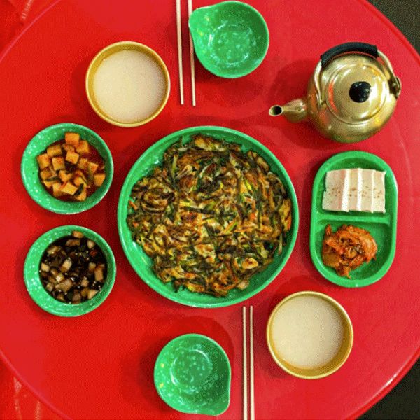 韓国直輸入！ メラミン食器 ９点 マッコリセット グリーン 韓国 韓国式 韓国食器 韓国料理 韓国 器 お皿 お椀 軽量 トッポギ チヂミ スンデ グリーン キャンプ ピクニック