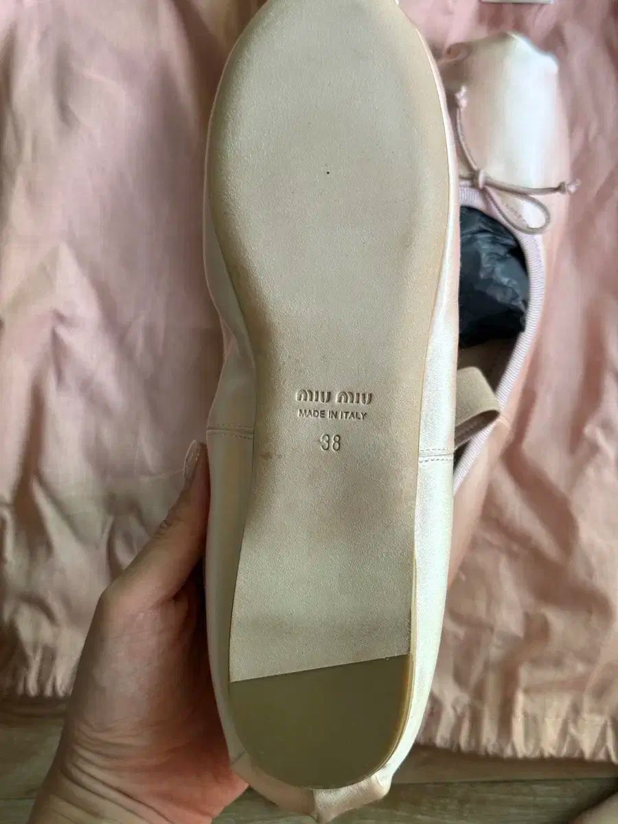 MIU MIU(ミュウミュウ) サテン バレリーナ シューズ ピンク - メルカリ