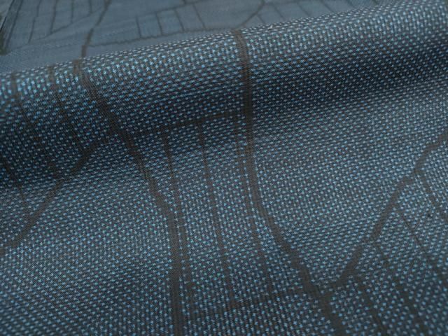 平和屋本店□極上 男性 本場縞大島紬 世界遺産 屋久島 屋久杉染 大島紬 