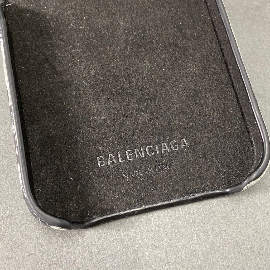 b8 BALENCIAGA バレンシアガ I Phone 13 Pro CASH スマホケース