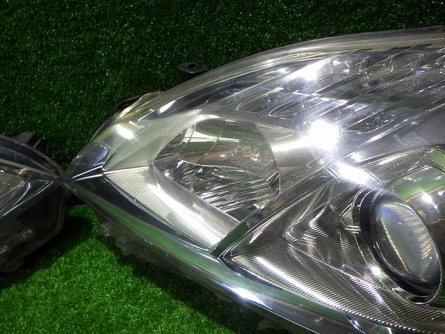 トヨタ純正 プリウス30前期 ハロゲンヘッドライト 左右セット⭐中古品⭐ プリウス ヘッドライト 左右 ハロゲン ZVW30 47-29 ホ トヨタ