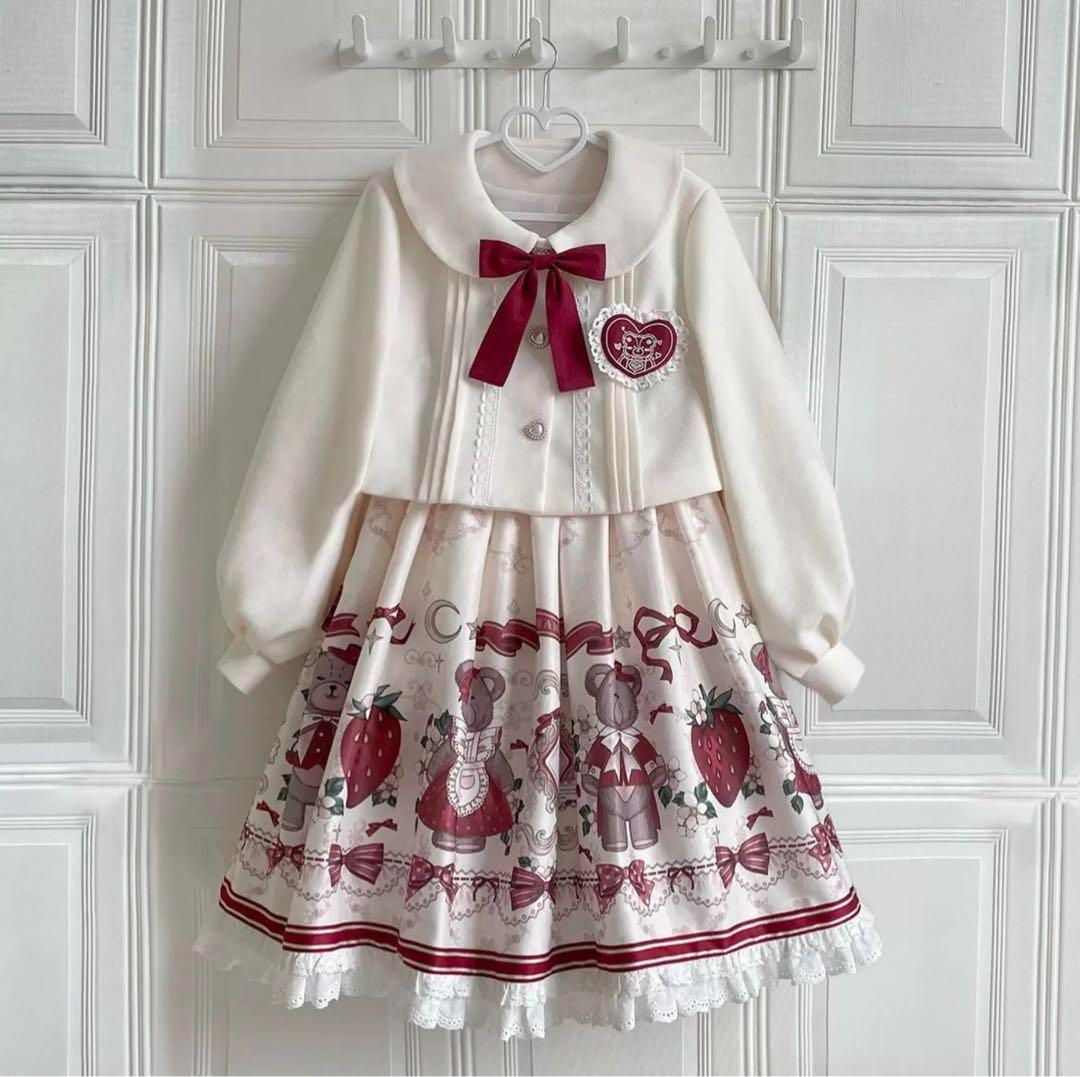 上着付きクマちゃん×イチゴ柄ひざ丈ロリータワンピ秋冬コーデに女子会にぴったり