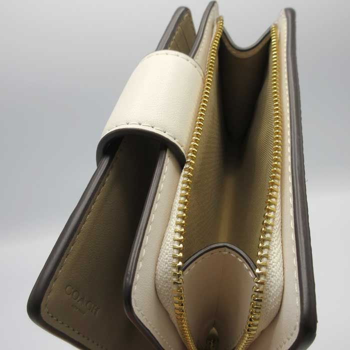 コーチ 二つ折り財布 COACH ストロベリー プリント ミディアムコーナー  