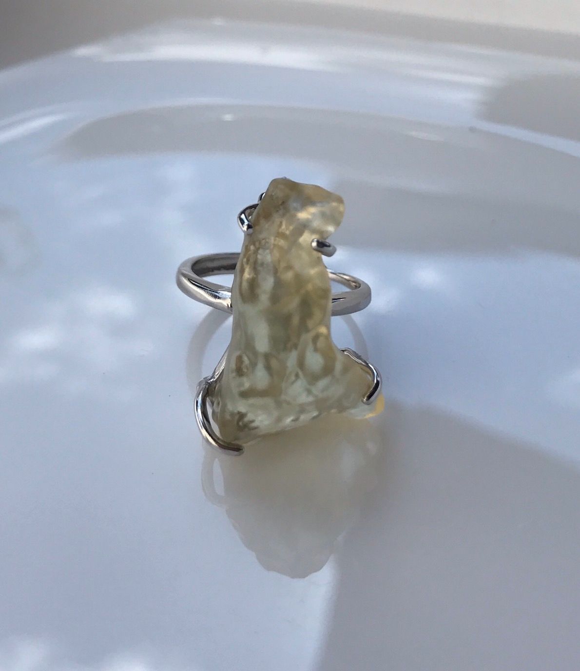 リビアングラス 原石 オールドストック リビアングラス 原石 オールド