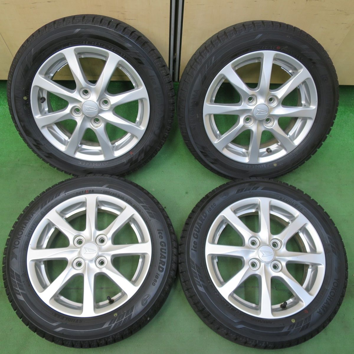 超バリ溝 22年 ほぼ10分 ダイハツ タント ムーヴ 等 純正 155|65R14 スタッドレス ヨコハマ アイスガード iG60 14インチ PCD100|4H 5053106イス
