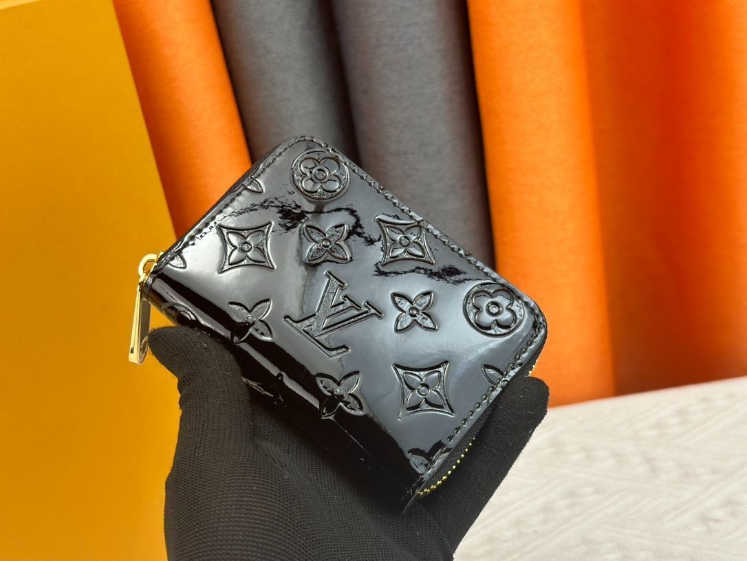 LOUISVUITTON　コインケース 本日限定特価】LV ルイヴィトン ジッピー コインケース 11×8×2cm