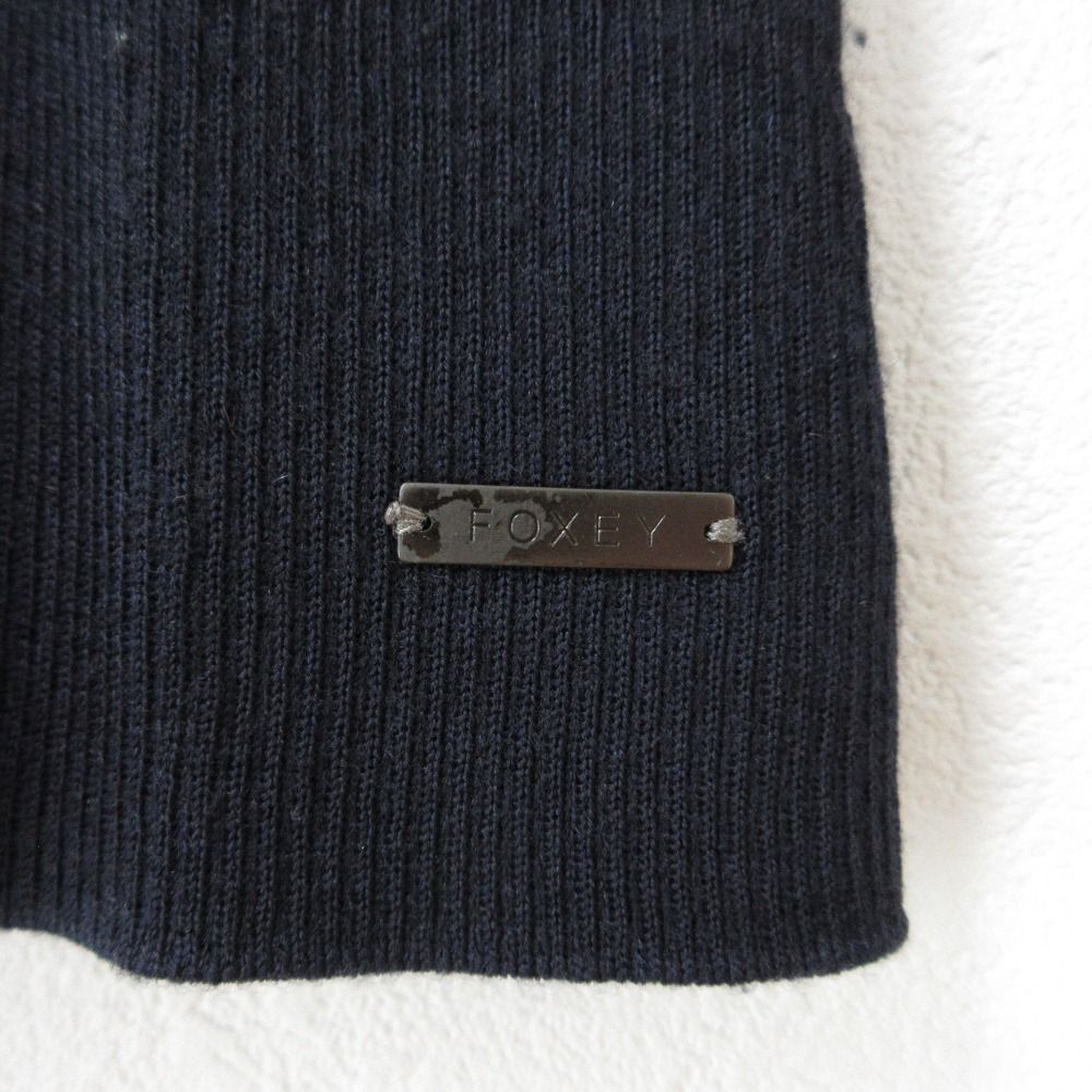 良品 FOXEY フォクシー カシミヤシルク ハイネック ノースリーブニット カーディガン アンサンブル 17042/17050 サイズ40 ネイビー レディース 古着 中古 FOXEY - 良品 FOXEY フォクシー カシミヤシルク ハイネック