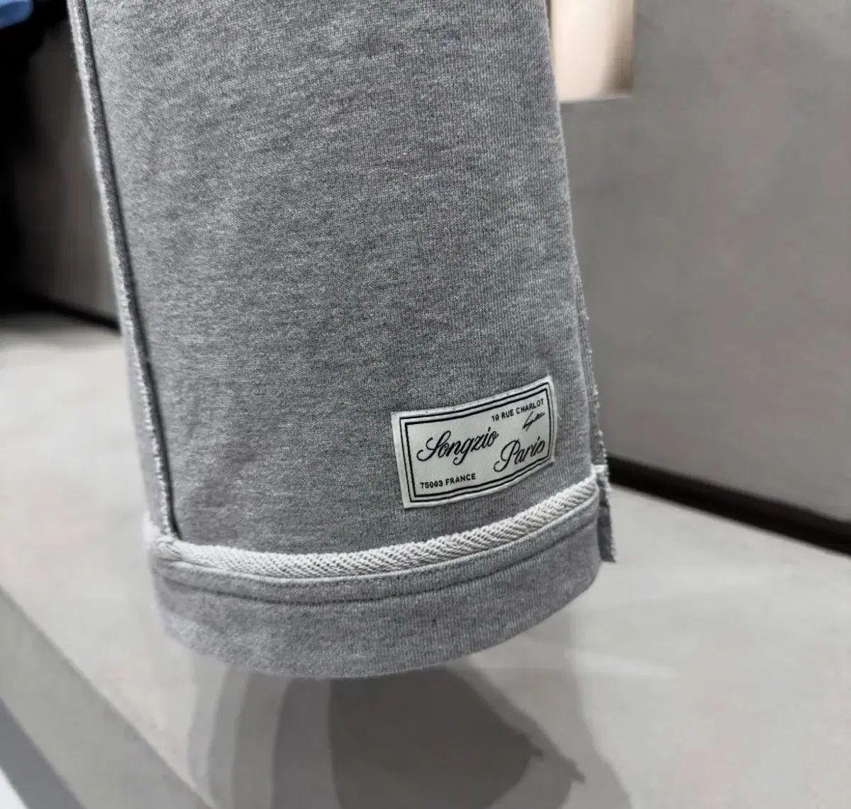 オム 25ss