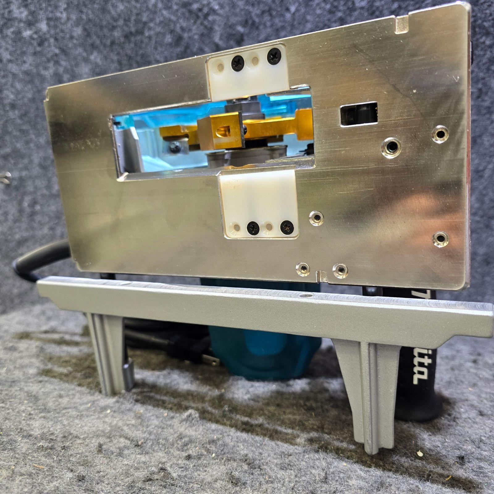 中古品・刃付き！】マキタ(makita) 小型ミゾキリ 溝切 3005BA【桶川店 
