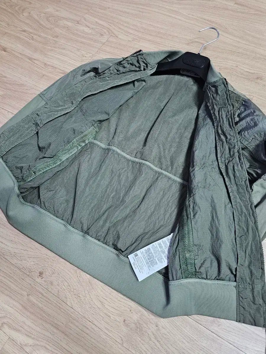 ISLAND ストーンアイランド