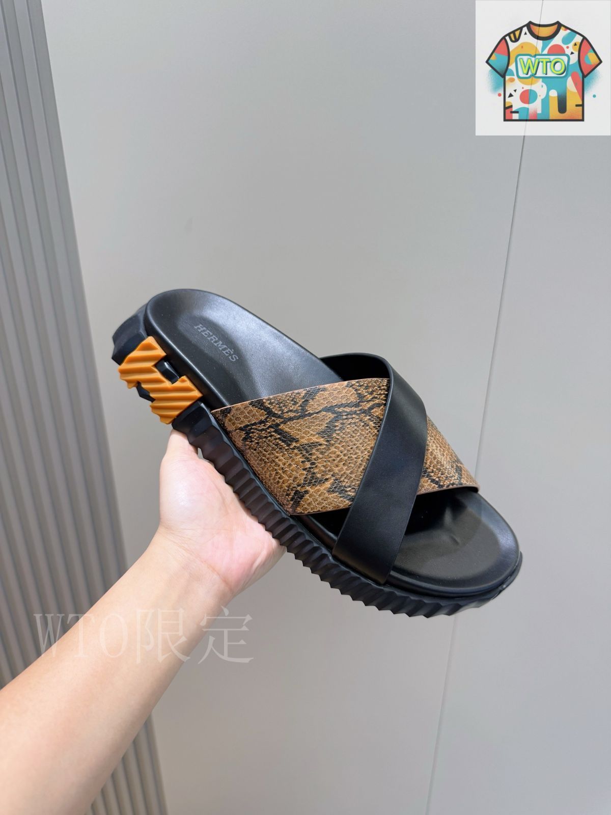 【足元から素敵に☆】HERMES オズスリッパ HERMES エルメス メンズ サンダル スリッパ09-2 - メルカリ