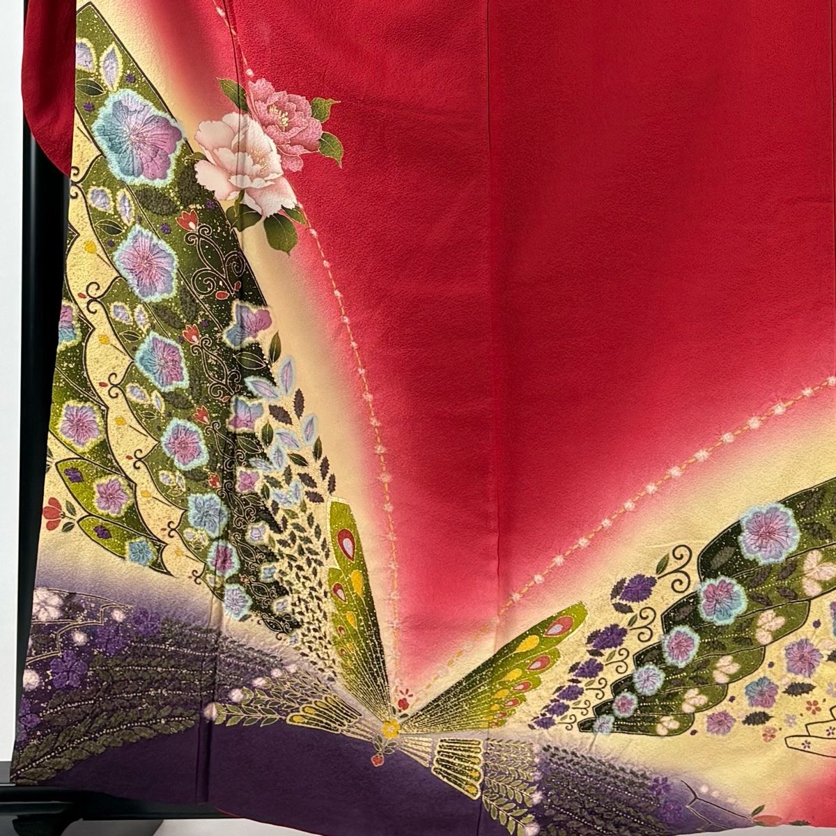 振袖 身丈161cm 裄丈69cm L 袷 草花 蝶 金彩 ぼかし 赤 正絹 秀品