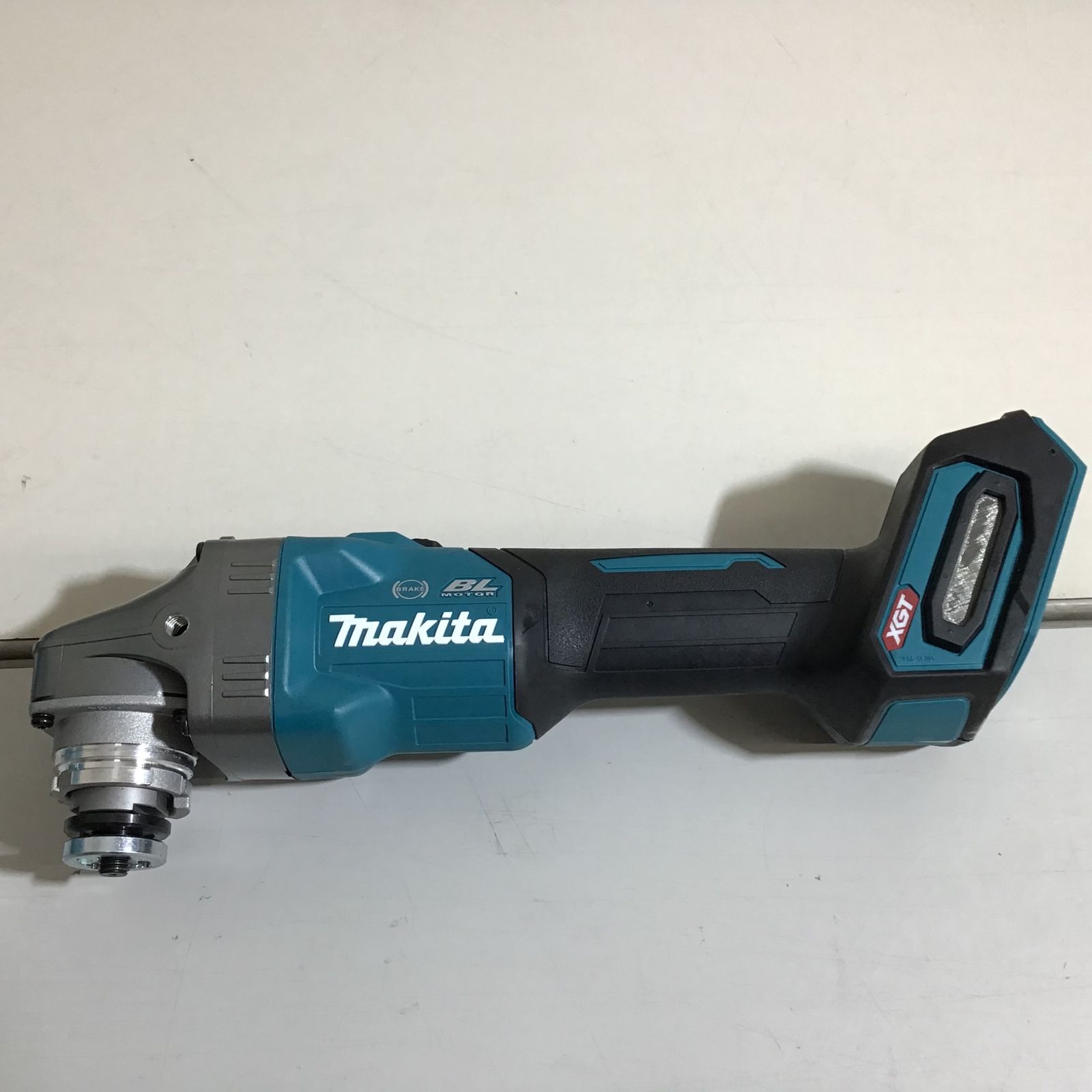 未使用品】☆マキタ makita 40V 100mmコードレスディスクグラインダ 