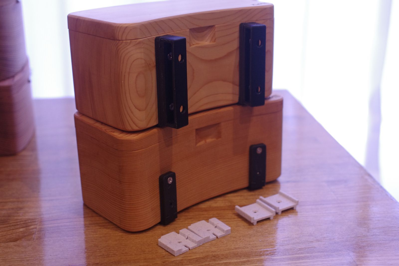 【アウトレット特価品】 GWセール 5|11迄 マシンカットくり抜き餌箱 木曽サワラ 円弧L深型 195mm 216