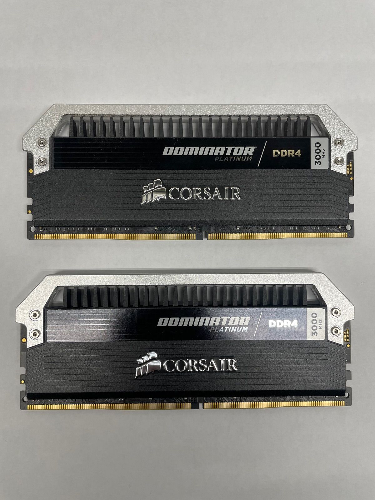 CORSAIR DOMINATOR PLATINUM 16GB 3000MHz - メルカリ