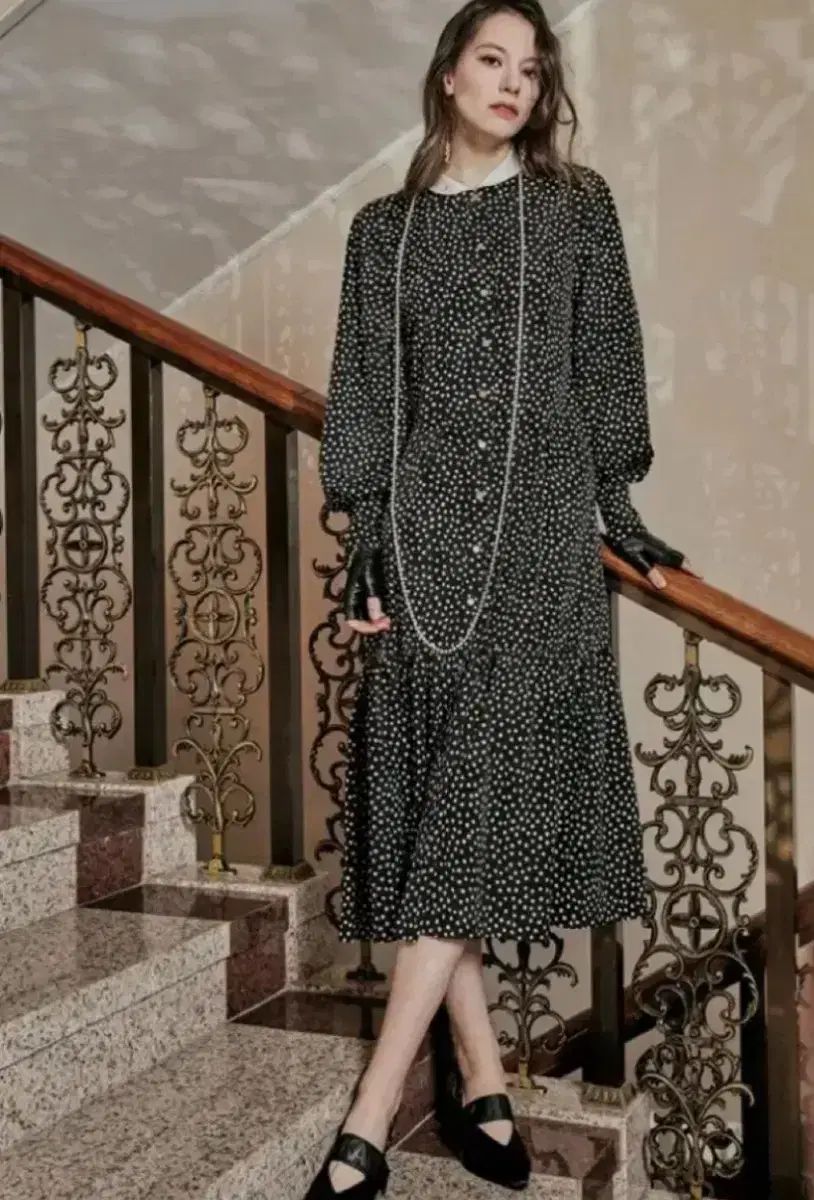 Karl Lagerfeld(カールラガーフェルド) 白 ドット シフォン