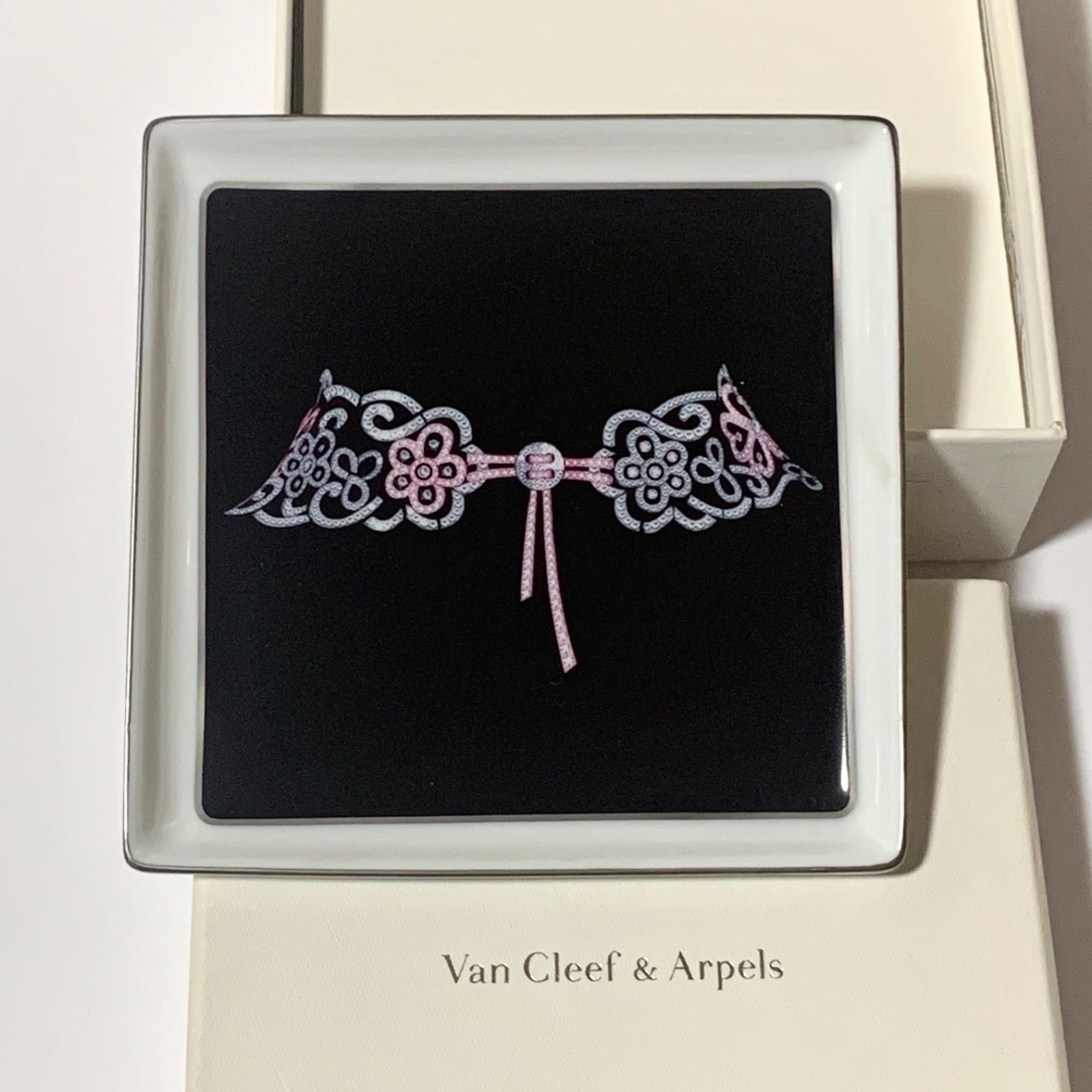 Van Cleef＆Arpels ヴァン クリーフ＆アーペル フラワー ジュエリー