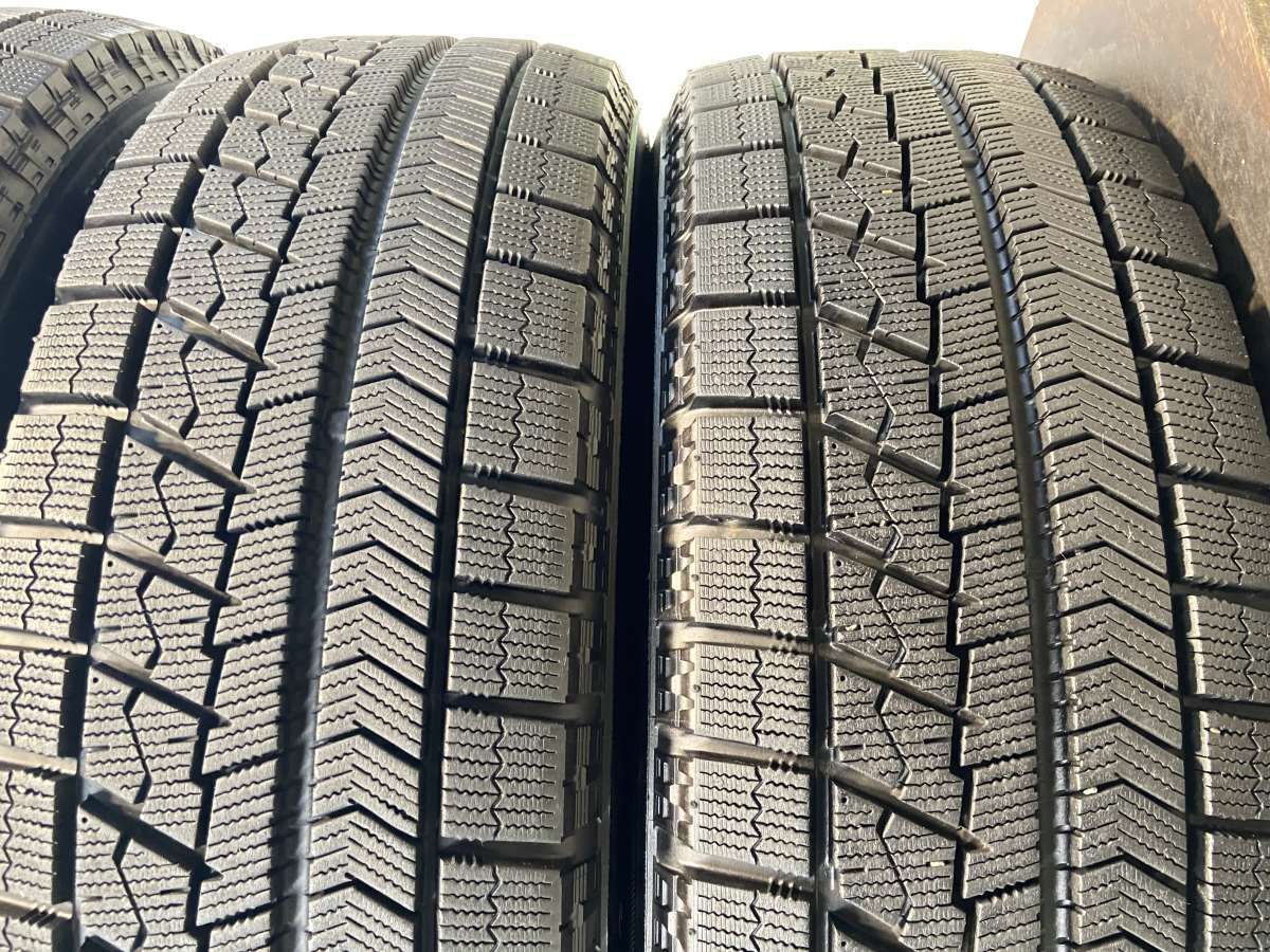 タイヤ スタッドレスタイヤ
