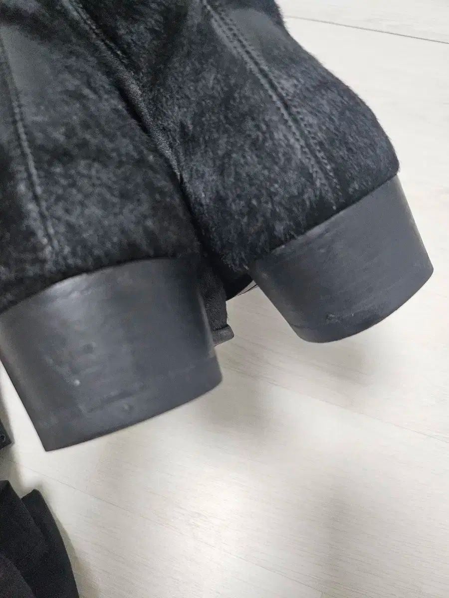 Laurent サンローラン