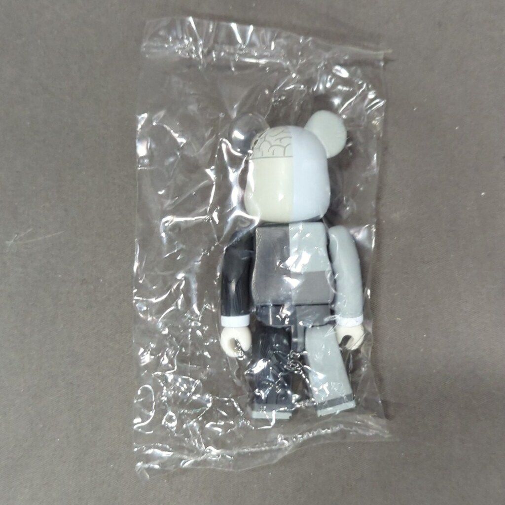 Originalfake BE RBRICK KAWS 人体模型 グレー 灰箱 BE RBRICK STEELWINDOWSANDDOORS_COM