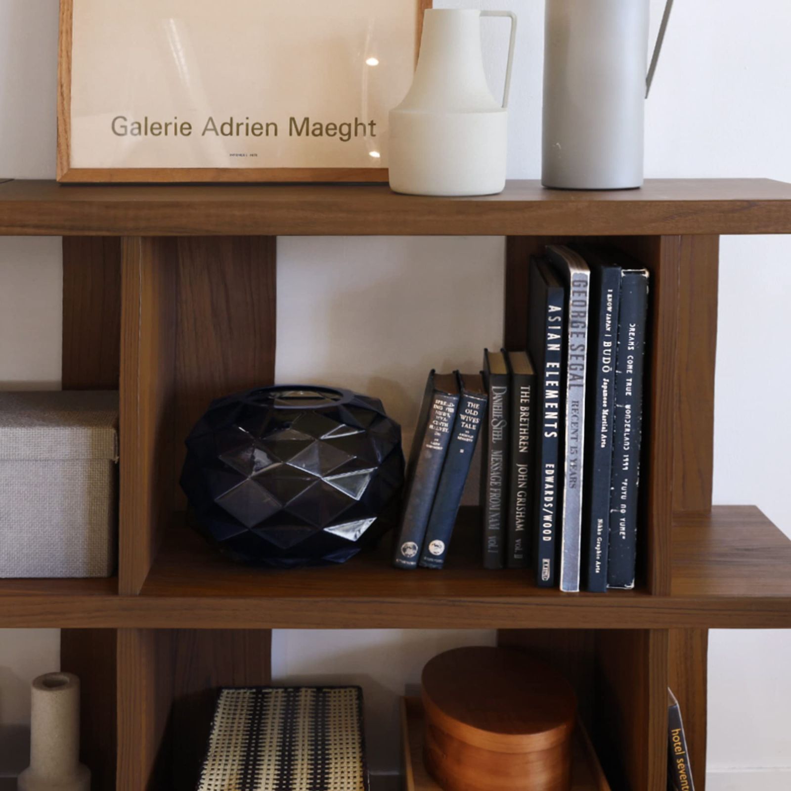 【超歓迎された!】 本棚 飾り棚 棚板厚み3cm 中央の棚は20kgの耐荷重 シェルフ ダークブラウン 幅82.0 並べて拡張できるおしゃれなオープンラック 高さ76.0 奥行29.1cm 白井産業 SO1-7580DK セルオリア 記念品