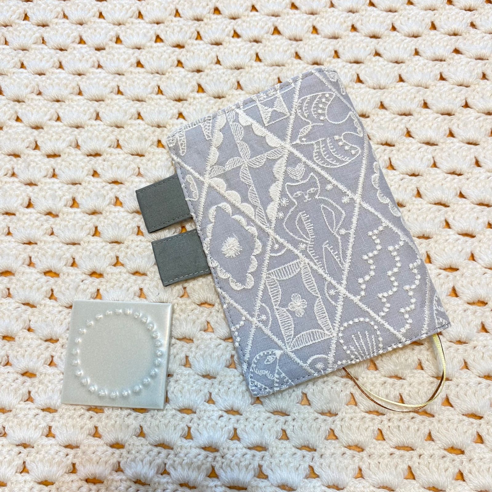 ほぼ日手帳 カズン ミナペルホネン2023 choucho ほぼ日手帳 カバー