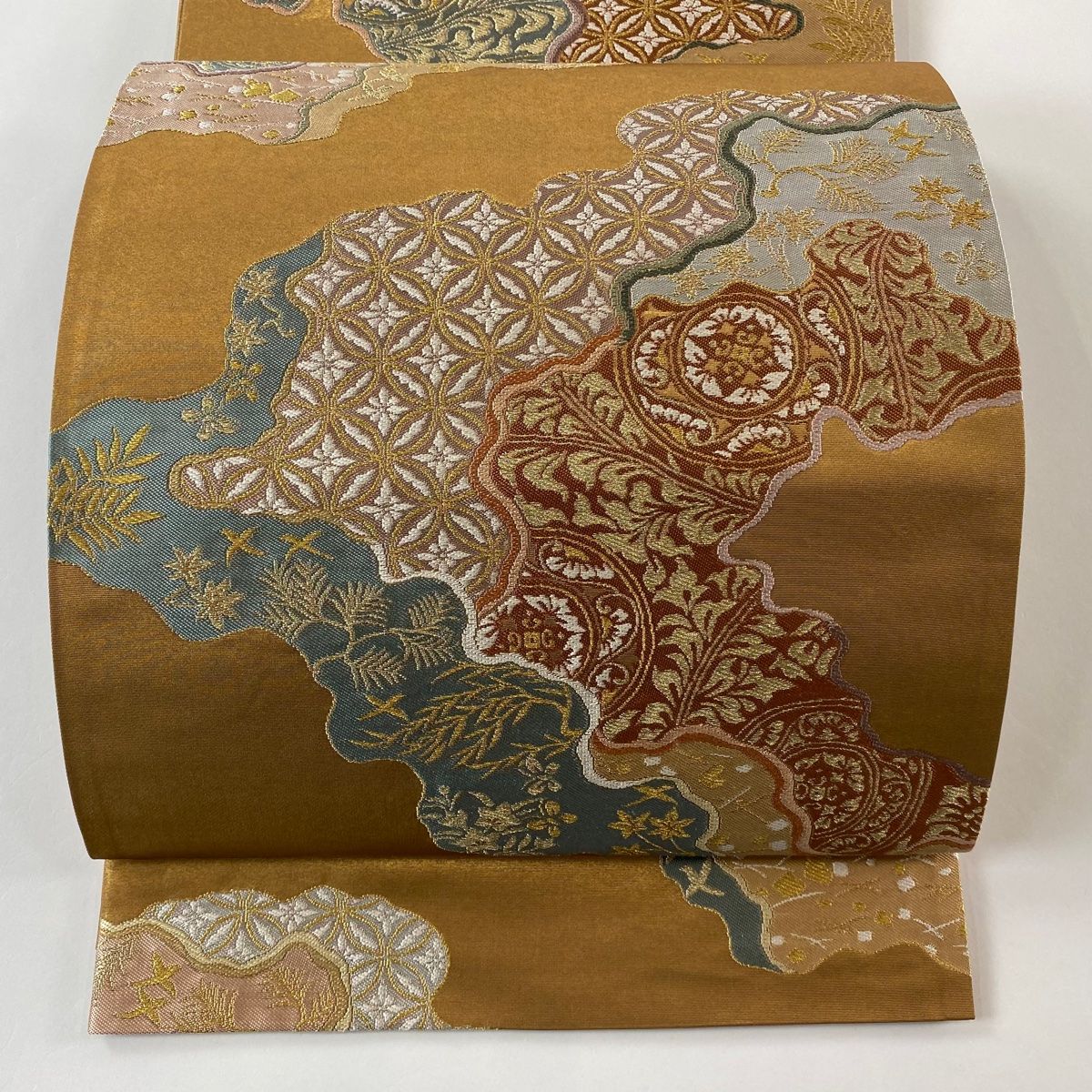 美品】 袋帯 逸品 河村織物 落款 道長取 名物裂六歌選 金糸 箔 金茶 六