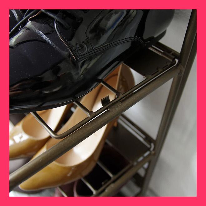 シューズラック 中です