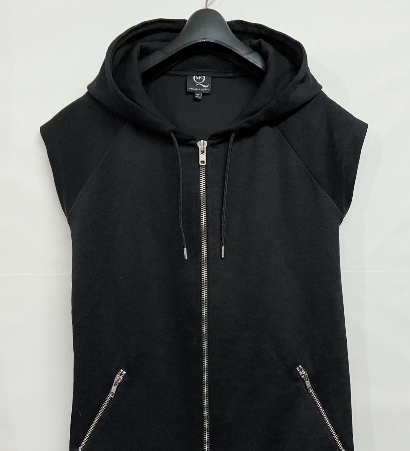 McQ｜マッキュー ノースリーブ ジャージー 切替 ジップパーカー 