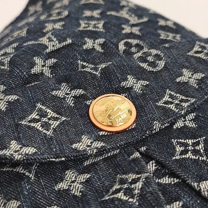 Vuitton ルイヴィトン