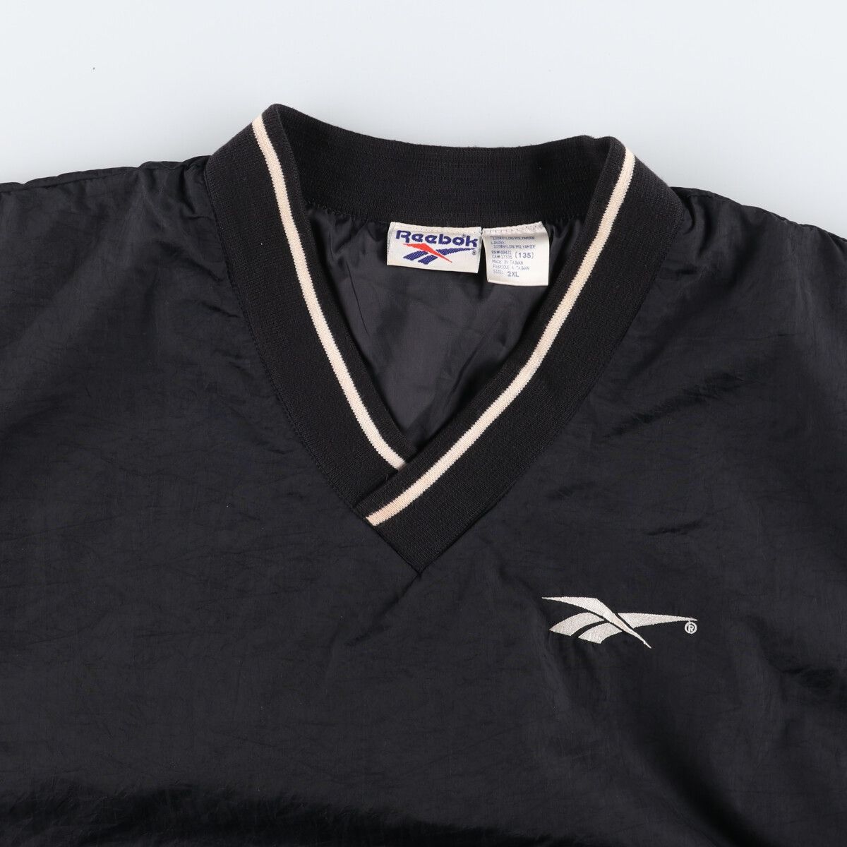 古着 90年代 リーボック Reebok Vネック ナイロンプルオーバー