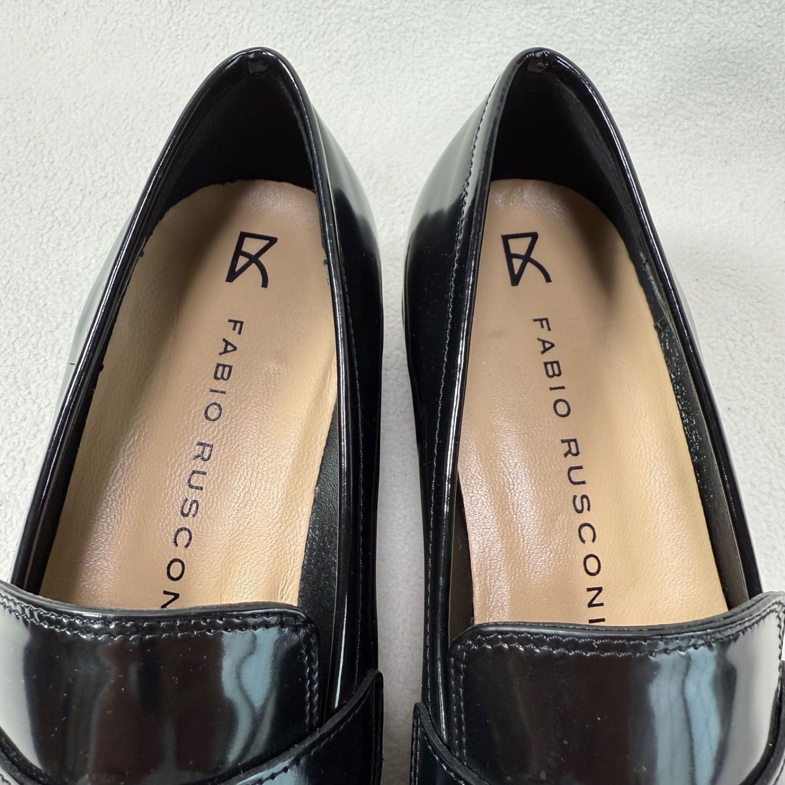 極美品・厚底✨ファビオルスコーニ トラックソール ローファー レザー 極美品・現行ロゴ✨ファビオルスコーニ 厚底 コインローファー レザー
