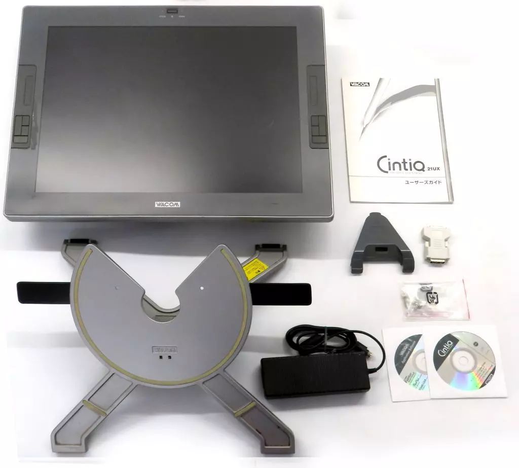 スマホ・タブレット・パソコン DTZ-2100D/G Wacom Cintiq 21UX DTZ 2100D/G. 21.5