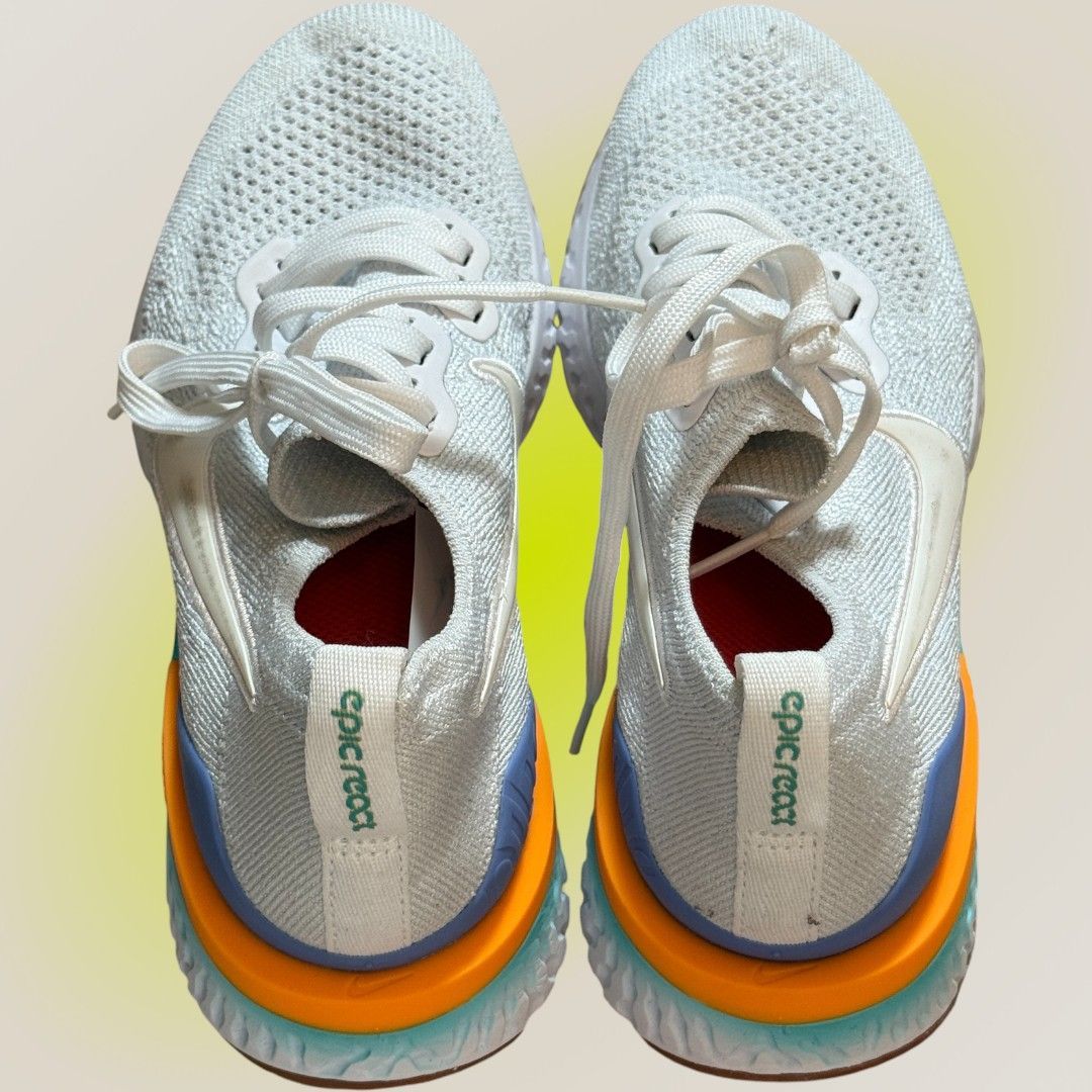 美品】 ナイキ NIKE エピックリアクト フライニット Epic React 