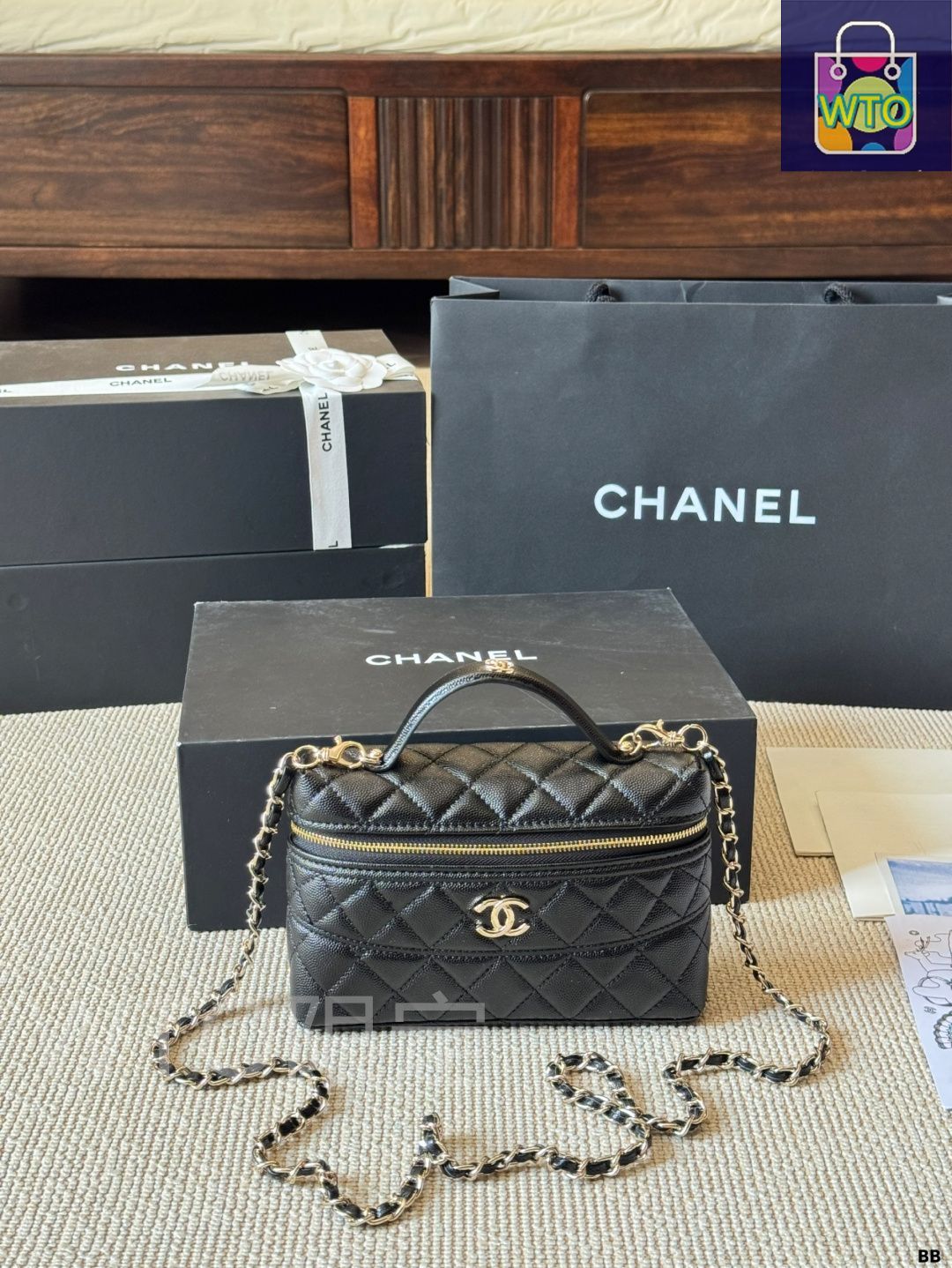 バネルジー様  専用商品です。 今日特価】Vintage Chanel 弁当箱バッグ - レイジーカジュアル