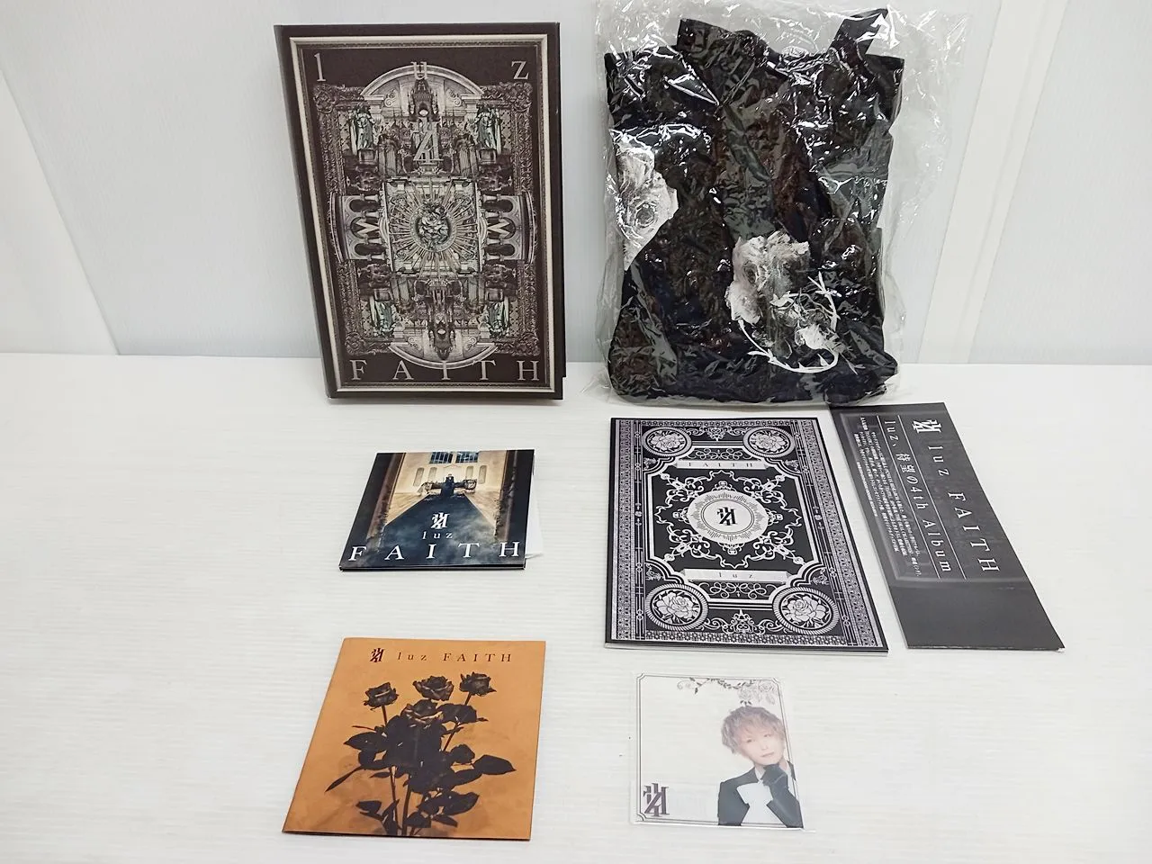 luz FAITH (教典盤) 新品未開封】luz 4th アルバム FAITH 教典版 特典
