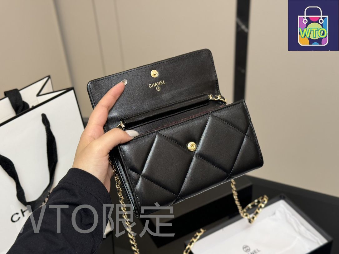 本日限定WTO】シャネル チェーンウォレット 18.11cm フルレザー