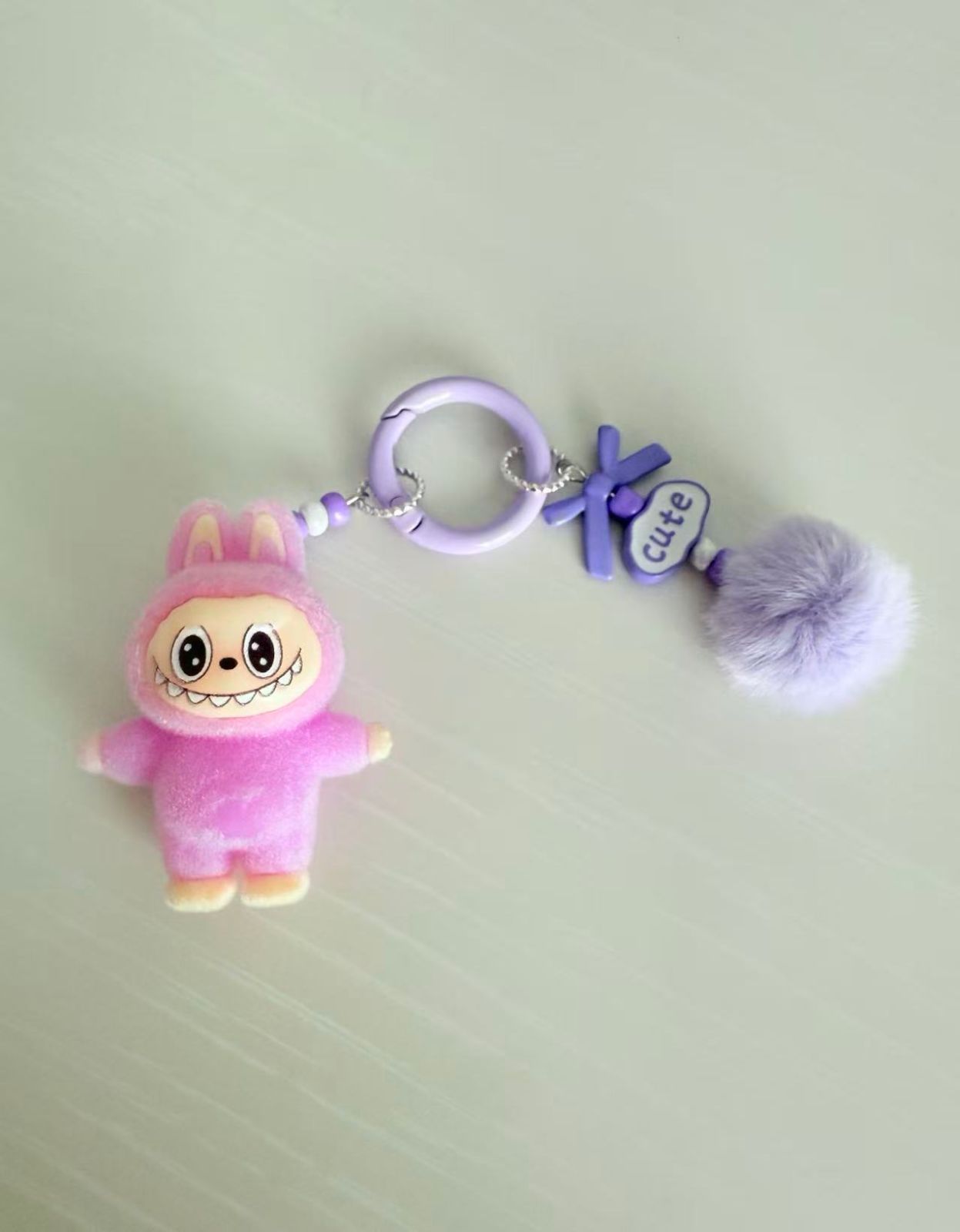 2個セット ラブブ Labubu キーホルダー ミニ ポンポンリボン付き