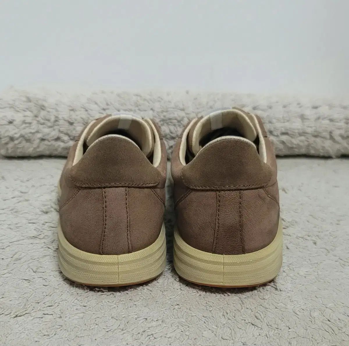 ホワイト/レッド ゴルフシューズ スパイクECCOサイズ41 ホワイト