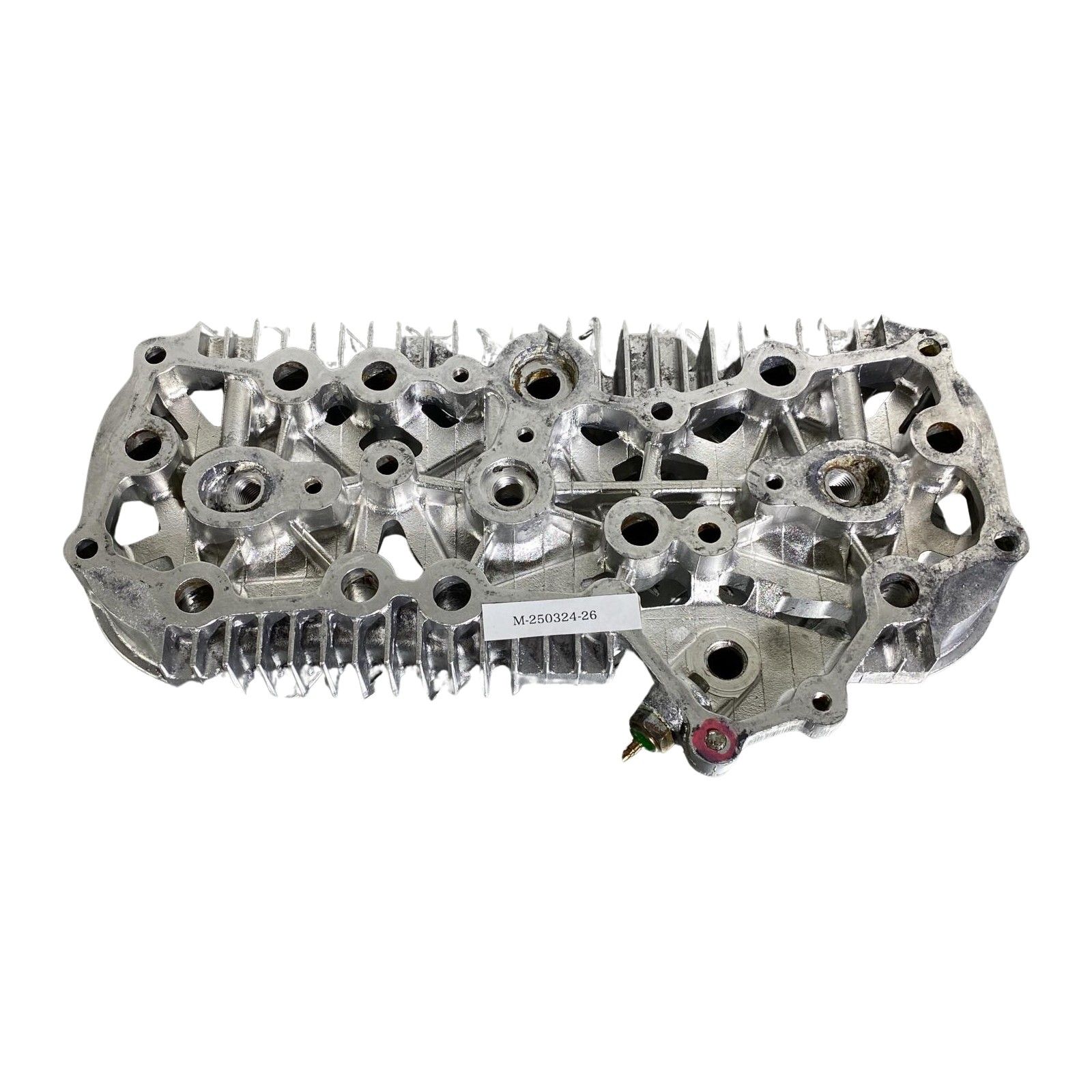 SUZUKI GT750 シリンダーヘッド