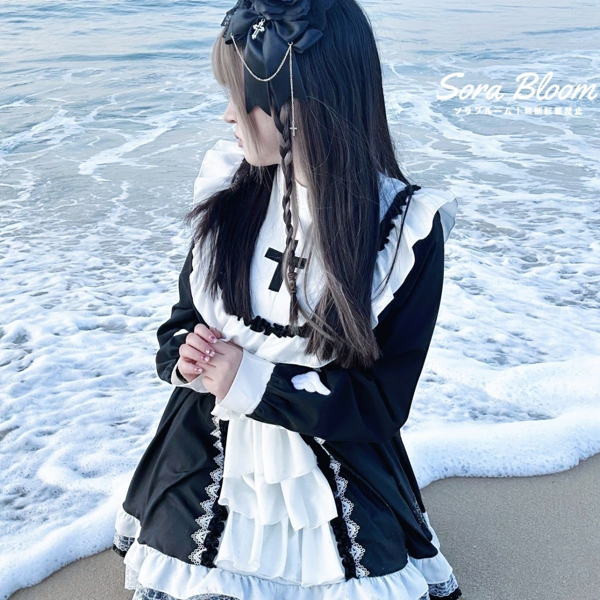 ロリータ 青白ワンピース